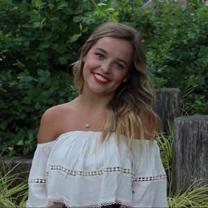 Meet your Posher, Lila